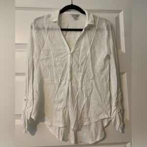 Lucky brand textured white gauzy blouse - XS EUC